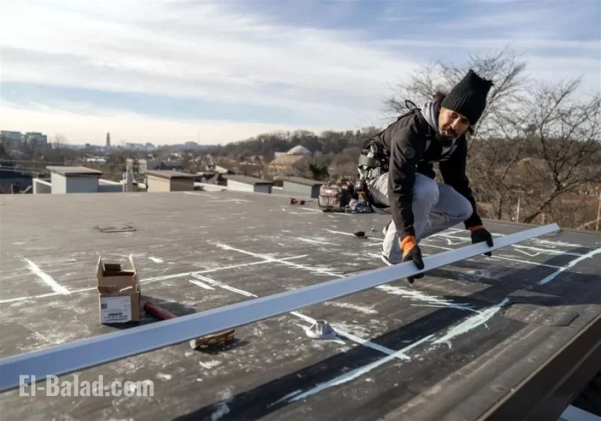 Solar Installers Adapt After Residential Tax Credit Rush Ends