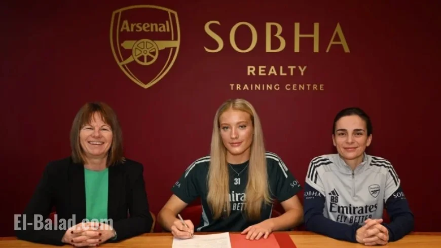 Smilla Holmberg Signs with Arsenal