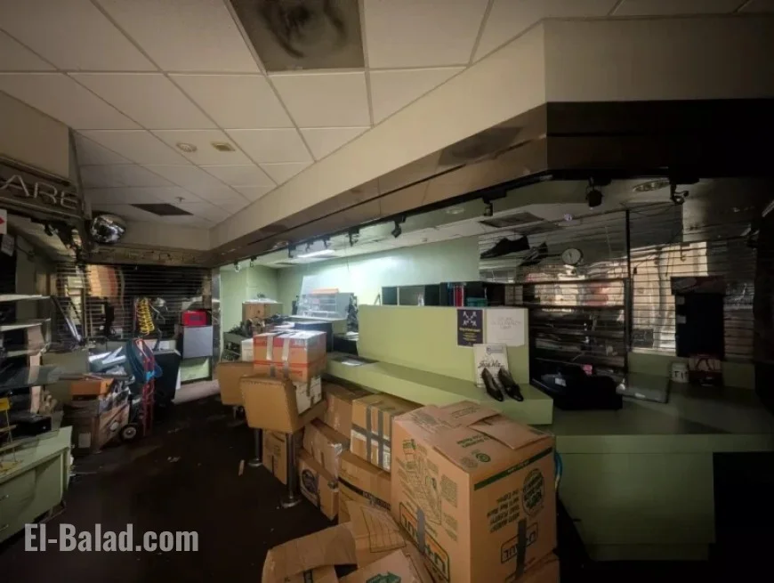 Struggling Mall Moves to Evict Remaining Businesses