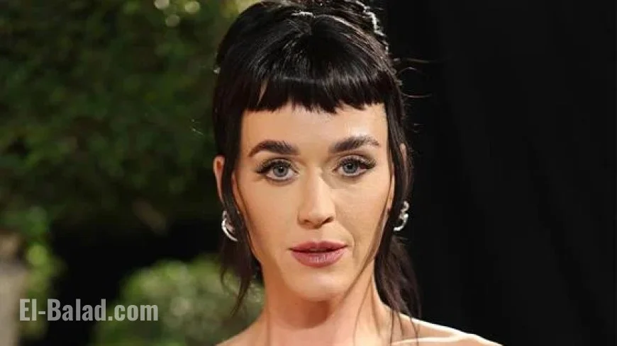 Katy Perry Celebrates Holidays with Justin Trudeau and Orlando Bloom in New Photos