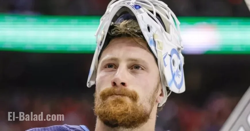 Sharks Trade for Goalie Brossoit in Multi-Player Deal with Blackhawks