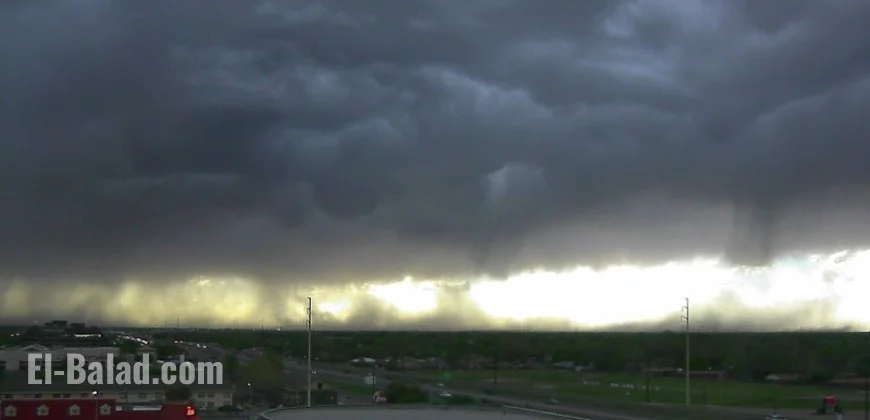 Showers and Weak Storms Expected Thursday Night and Late Friday