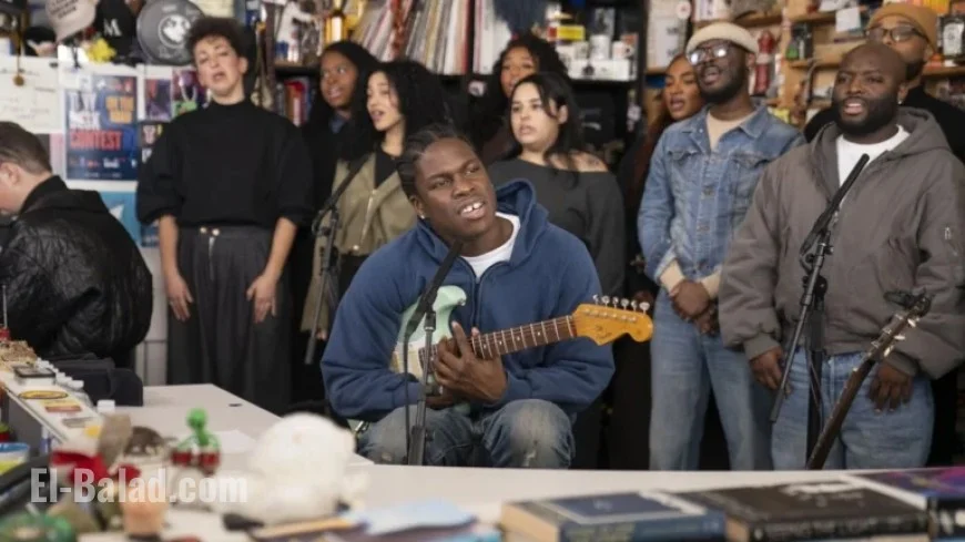 Daniel Caesar Shines at Tiny Desk Concert