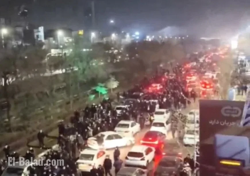 Iranian Protests Persist for Two Weeks Amid Intensified Government Crackdown
