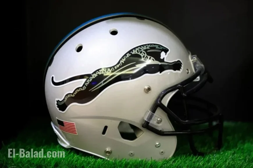 Jacksonville Jaguars 2026 Free Agents: Etienne, Lloyd, Newsome, More