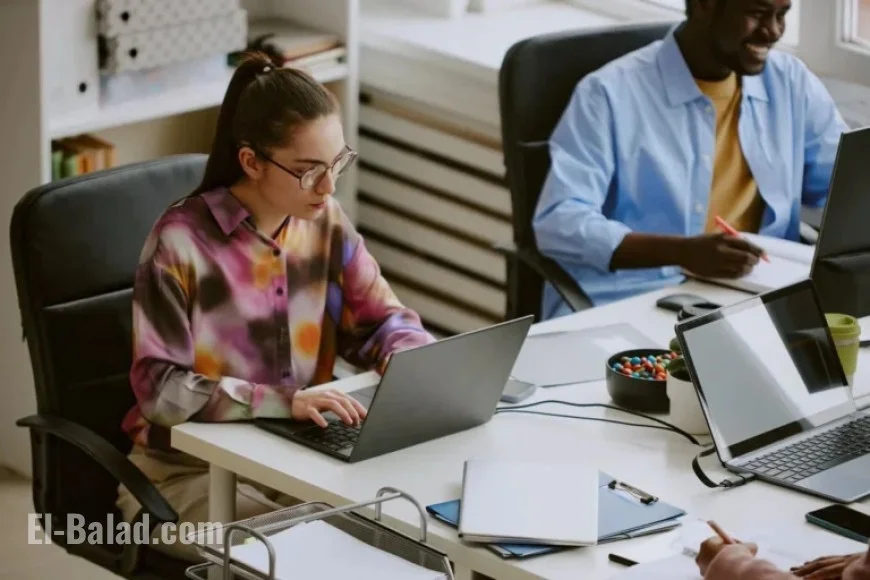 Survey Shows Gen Z Views Jobs as Short-Term ‘Situationships’