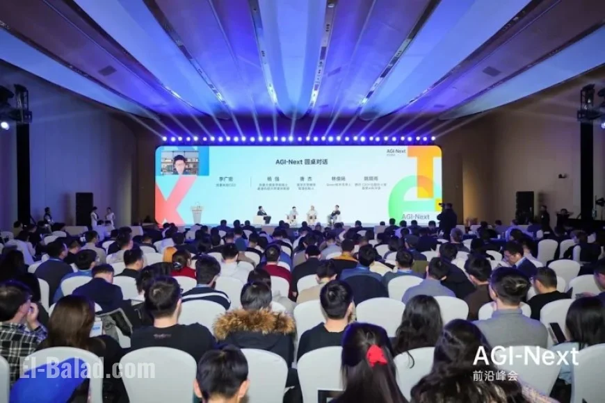 China’s AI Leaders Warn of Growing US Gap After $1B IPO Week