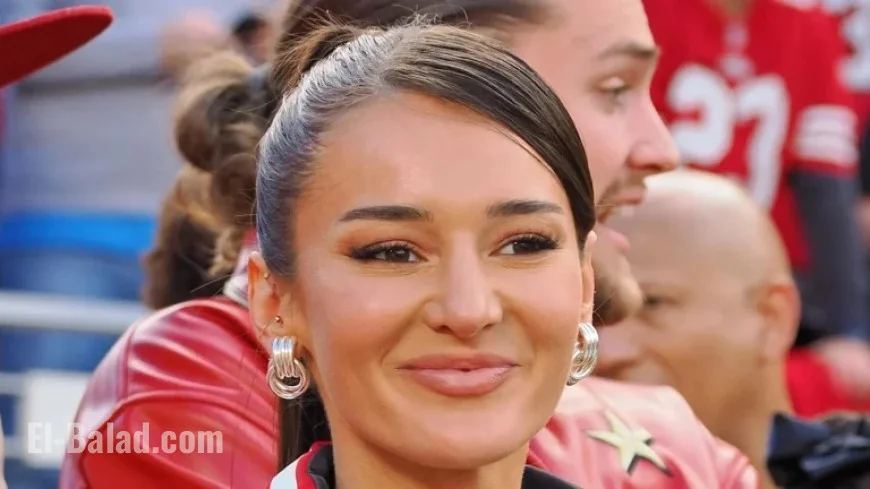 Kristin Juszczyk Transforms 49ers Coat into Unique Playoff Outfit