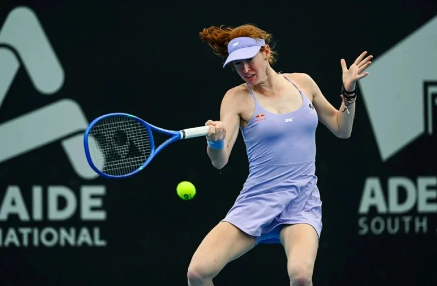Shnaider Triumphs Early on Day 2 in Adelaide