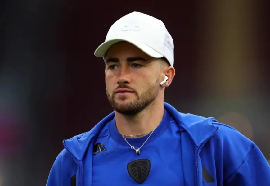 Club Halts Pursuit of Departing Leeds United Star