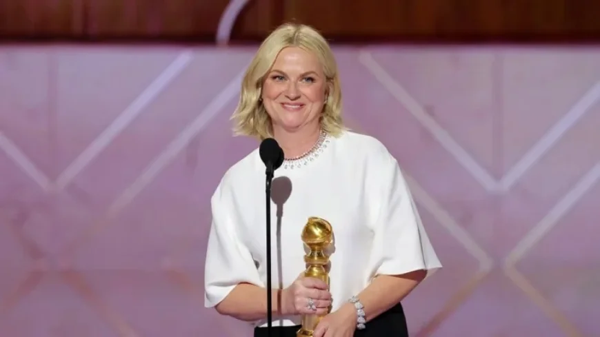 Amy Poehler Takes Home Golden Globe for Best Podcast