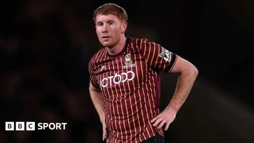 Dundee Acquires Defender Brad Halliday from Bradford City