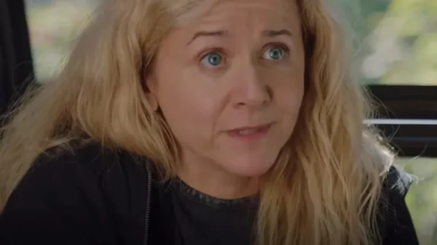 Brigitte Lafleur Returns to “Indéfendable” Seeking a More Relatable Role