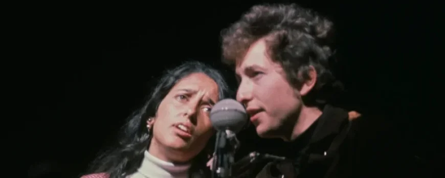 Joan Baez Reveals Bob Dylan’s Struggle with Fame and Her Fears