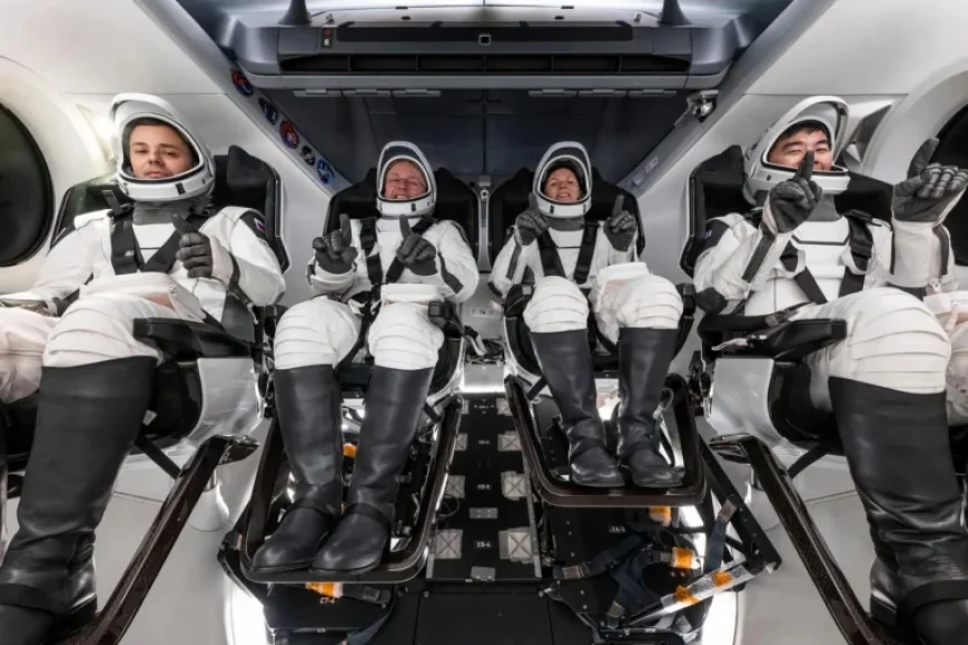 SpaceX Crew-11 Prepares for NASA Splashdown Return