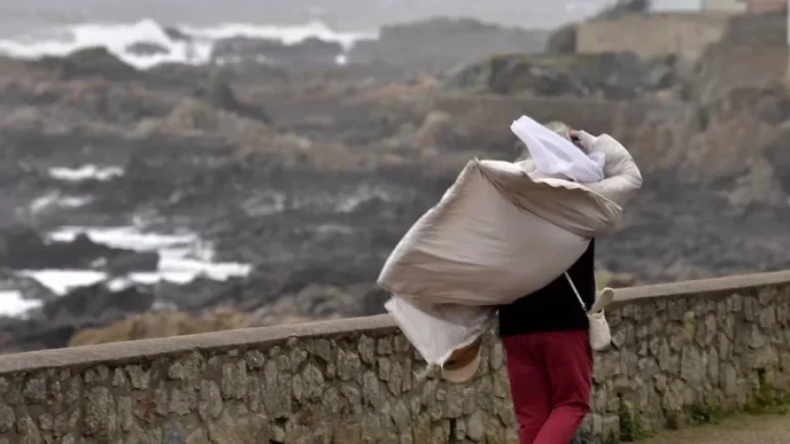 Loire-Atlantique on Yellow Alert as Strong Winds Approach