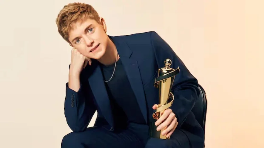 Mae Martin to Host Junos 2026