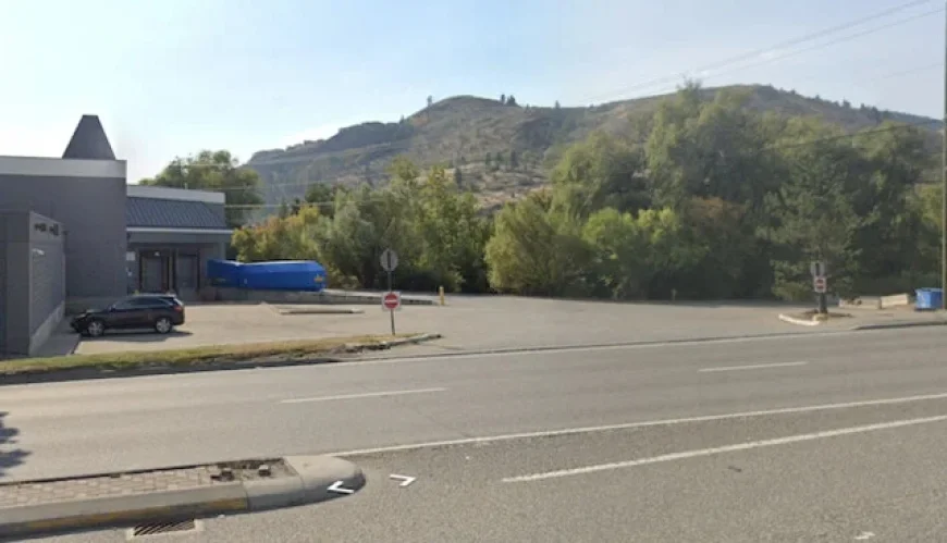 Fire Erupts in Dumpster Behind Vernon Square London Drugs