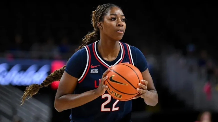 Top-Ranked UConn Hosts Villanova, Honors ’15, ’16 Teams Thursday
