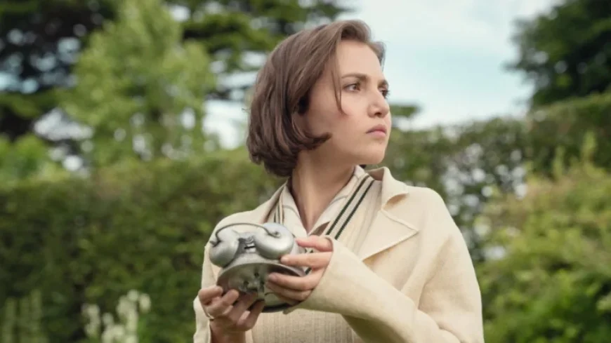 “Binge-Watch Agatha Christie’s ‘Seven Dials’: Netflix’s Top Show of the Year”