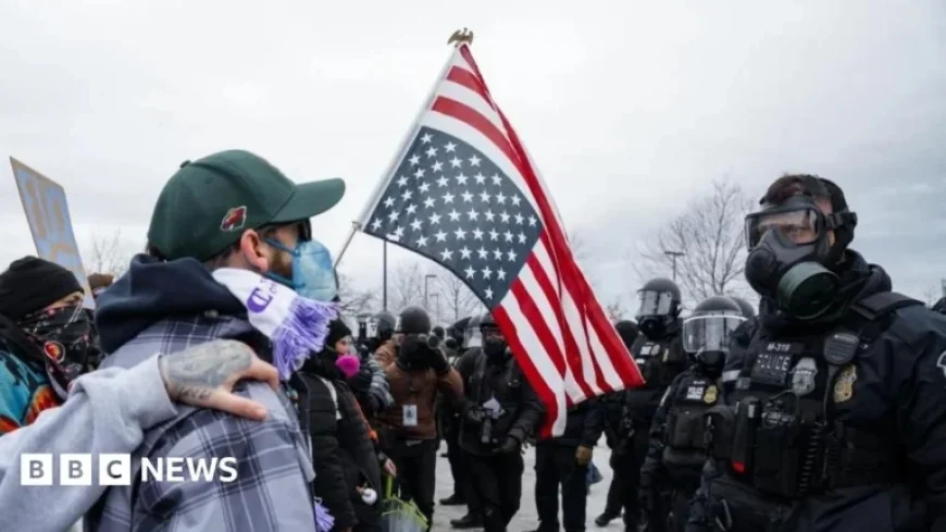 Democrats Denounce ‘Lethal’ ICE Raids in Minnesota – Live Updates