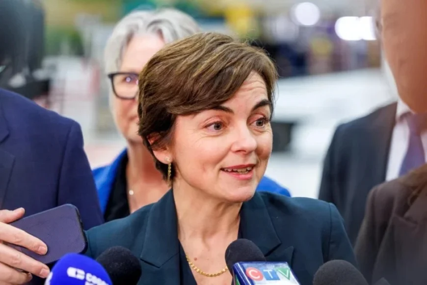 Fréchette Prepares to Step Down as Minister in Legault Succession