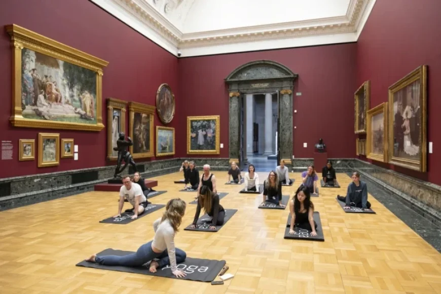 Renowned London Art Gallery Offers Free Yoga Classes in Exhibitions