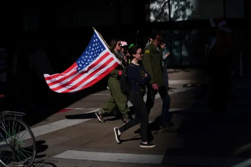 Protesters Prompt Rolling Road Closures Near Denver State Capitol