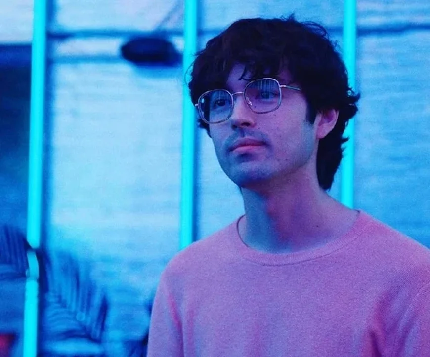 “Twinless: Exploring Loss, Love, and Identity in Film Review”