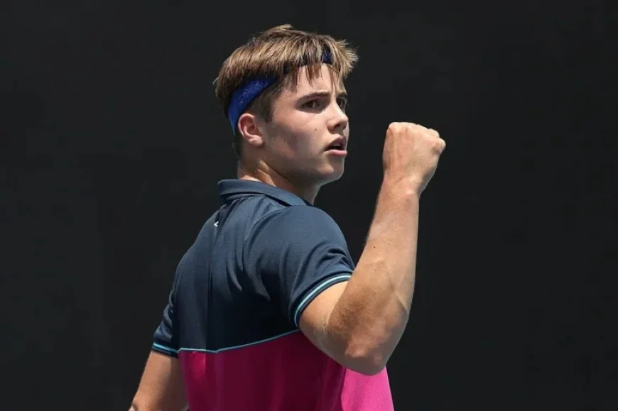 Fery Qualifies for First Australian Open 2026, Faces Cobolli Next