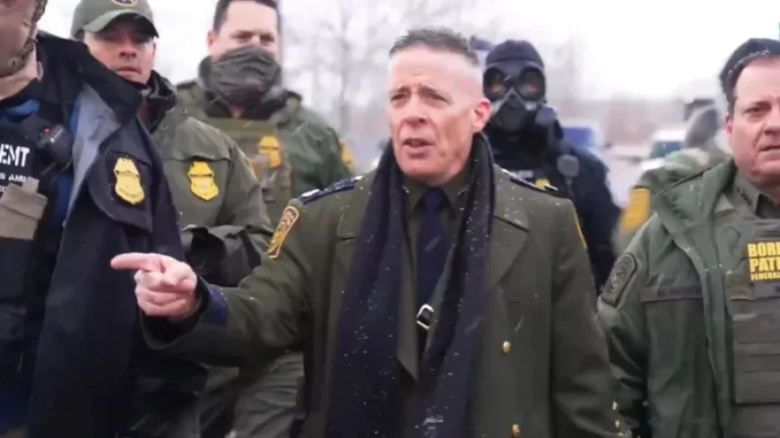 US Police Alerted by Clothing Resembling Nazi Uniforms