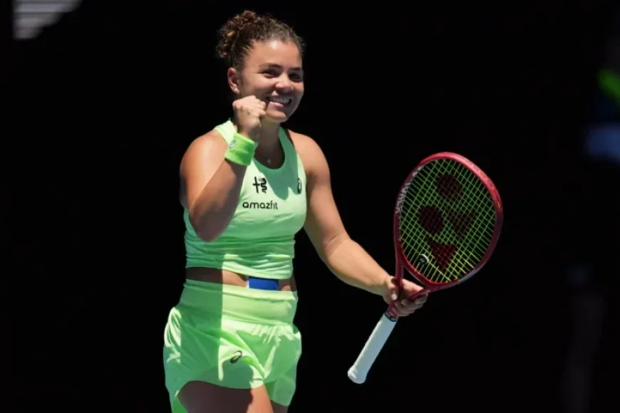 Jasmine Paolini Shines in Australian Open Kickoff with Dominant Performance