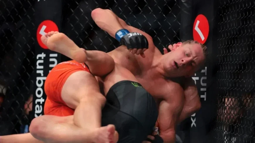 Paddy Pimblett TKOs Michael Chandler at UFC 324