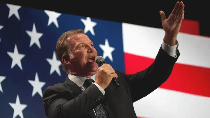 Bears’ Anthem Singer Wows NFL Fans with Playoff Performance