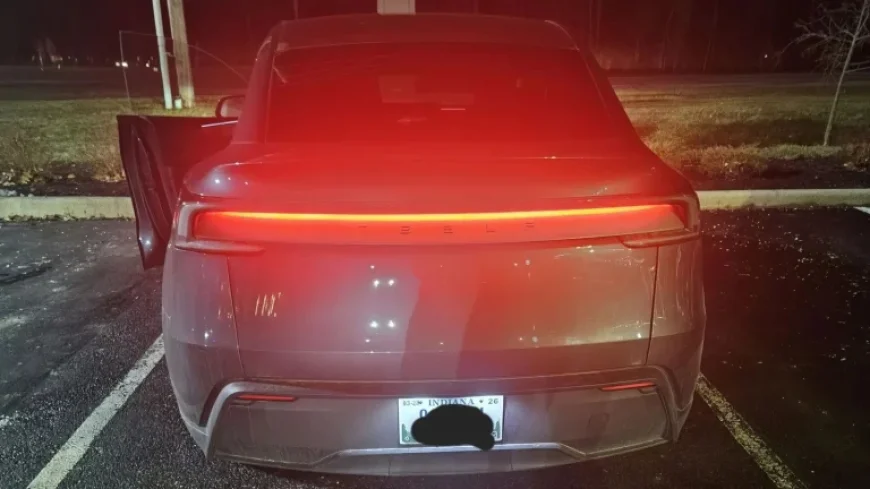 Confusing Tesla Model Y Juniper Taillights Mistaken for Broken by Cop