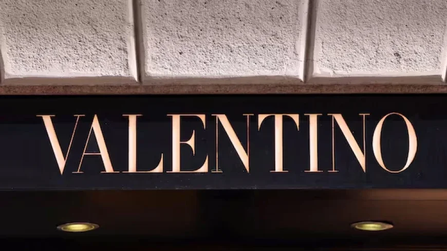 Italian Fashion Legend Valentino Garavani Dies at 93, Foundation Confirms