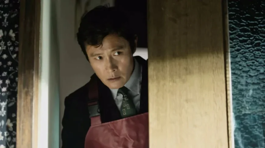 Review: Park Chan-wook’s Darkly Comic Thriller Features Brilliant Execution