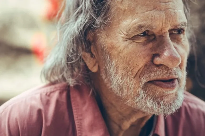 Folk Artist Tucker Zimmerman, Big Thief Collaborator, Dies in House Fire