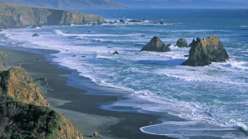 Hidden Faults Uncovered by Minor Earthquakes in Northern California