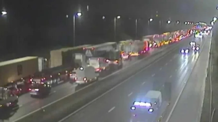 Machinery Breakdown Closes Major Motorway During Overnight Roadworks