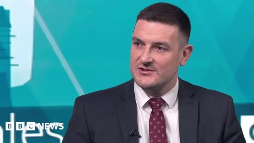 Conservative Senedd Politician Expelled for Engaging in Reform Discussions