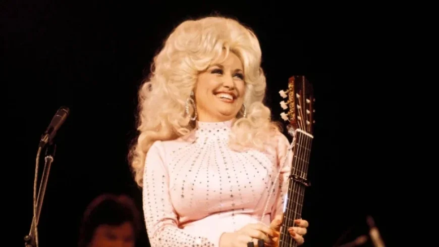 19 Captivating Vintage Photos of Young Dolly Parton