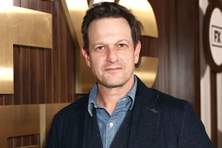 Josh Charles Unequipped for Public Reaction to Sudden “The Good Wife” Departure