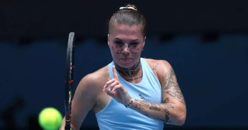 Australian Open Player’s T-Shirt Sends Powerful Message: ‘Can’t Talk Here’