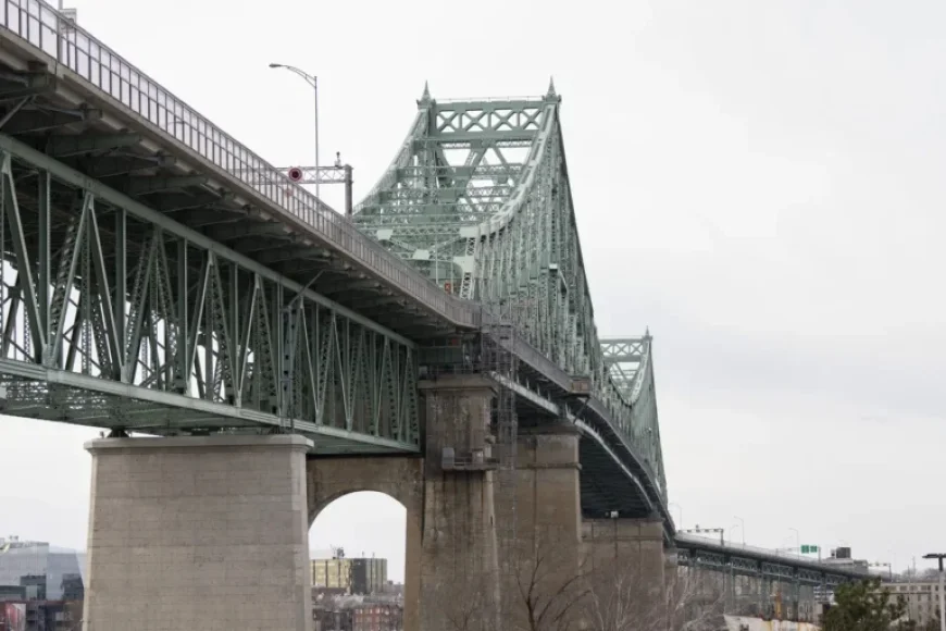 Jacques-Cartier Bridge Shut Down Due to Major Fire