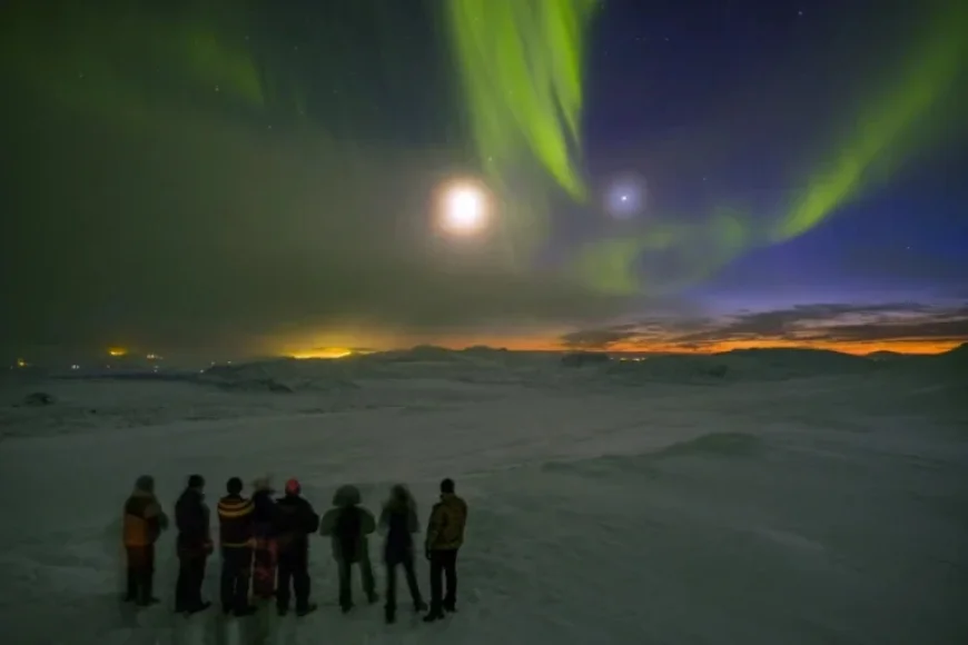 Impressive Northern Lights Illuminate Iceland’s Skies in 2026