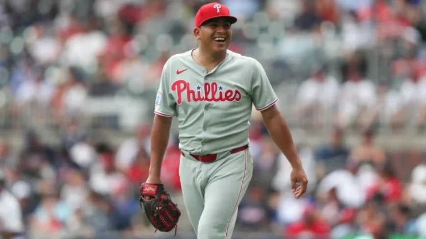 Red Sox Trade Infielder to Clear Space for Ranger Suárez