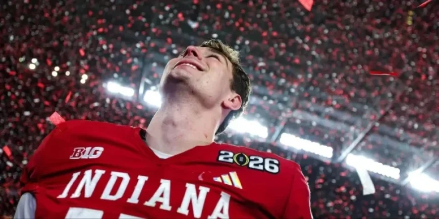 2025 College Football Rankings: Unquestioned No. 1 and Inspiring Risers