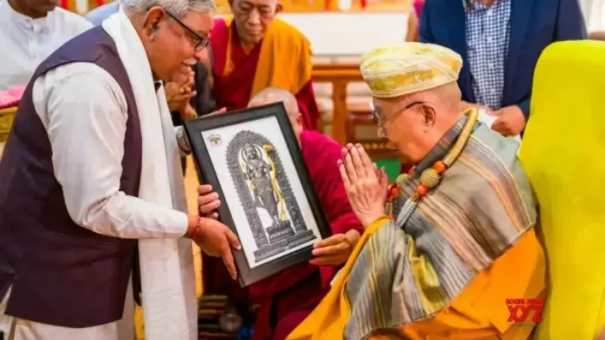 VHP Leader Meets Dalai Lama in Hubballi #Gallery