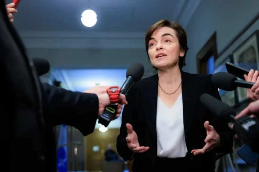 CAQ Leadership Race Takes Shape with Three Leading Contenders